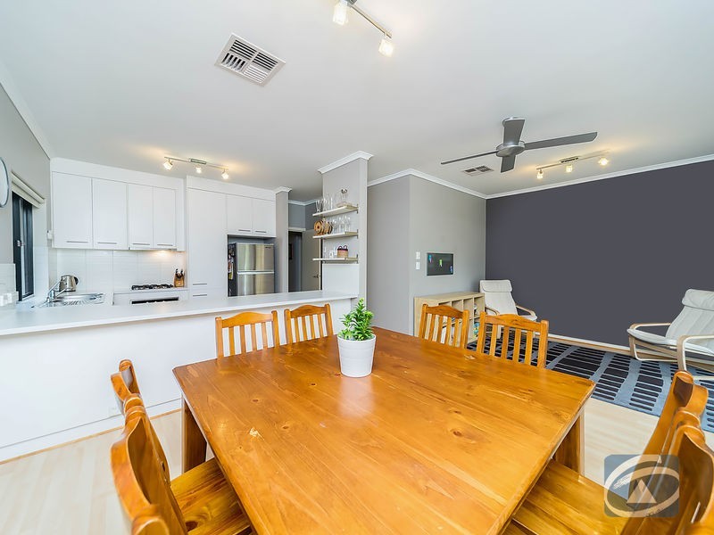 104 Sanctuary Drive, Mawson Lakes SA 5095