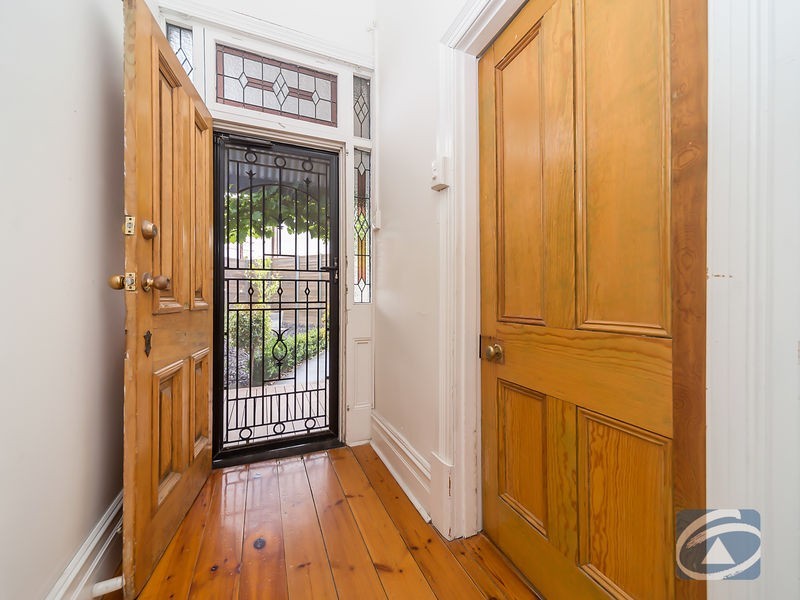 55 Victoria Road, Birkenhead SA 5015