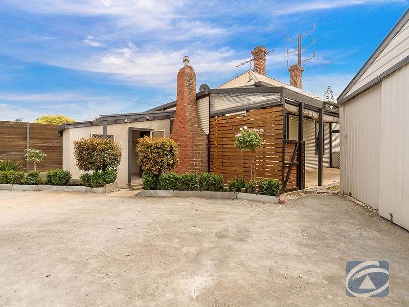 55 Victoria Road, Birkenhead SA 5015