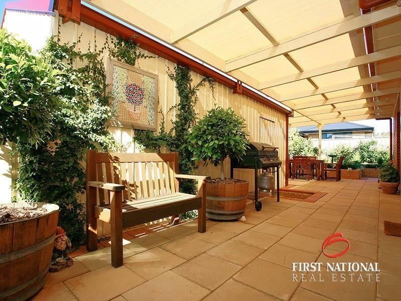 5 Challen Court, Evanston Park SA 5116