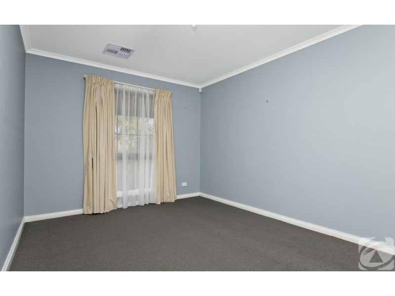 8 Finch Place, Hewett SA 5118