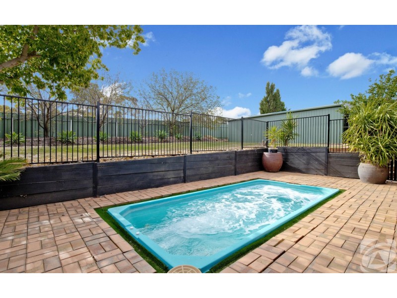 8 Finch Place, Hewett SA 5118