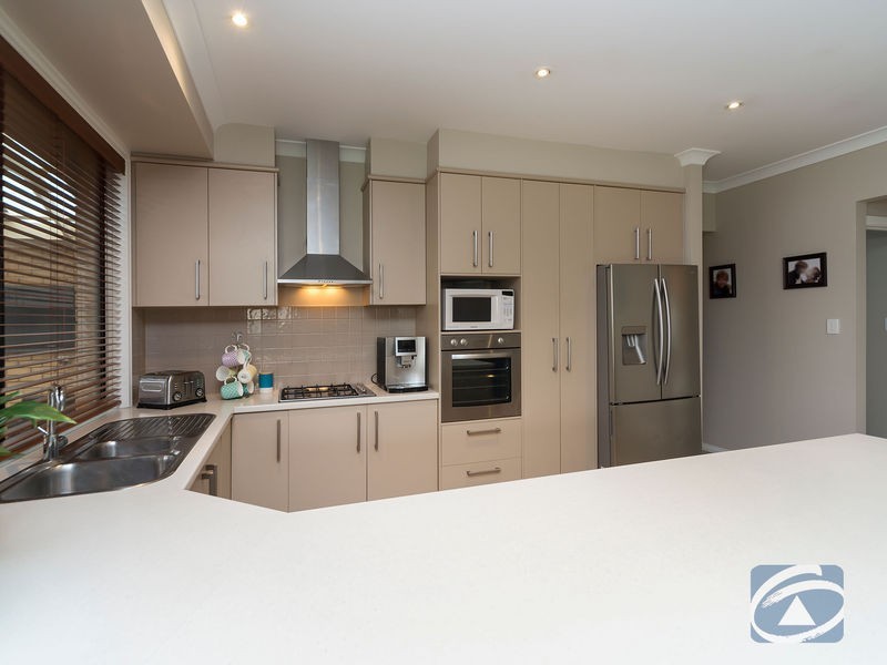 99 Kingfisher Drive, Hewett SA 5118