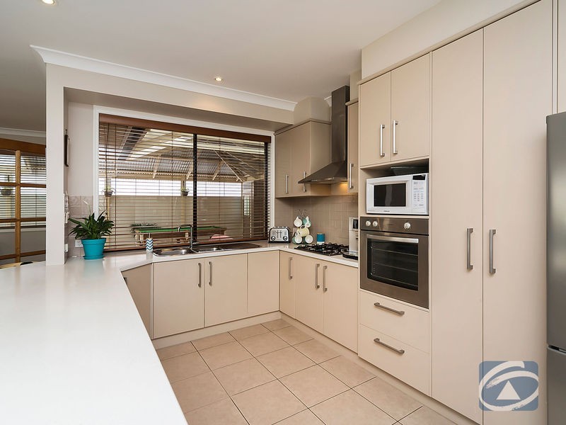 99 Kingfisher Drive, Hewett SA 5118