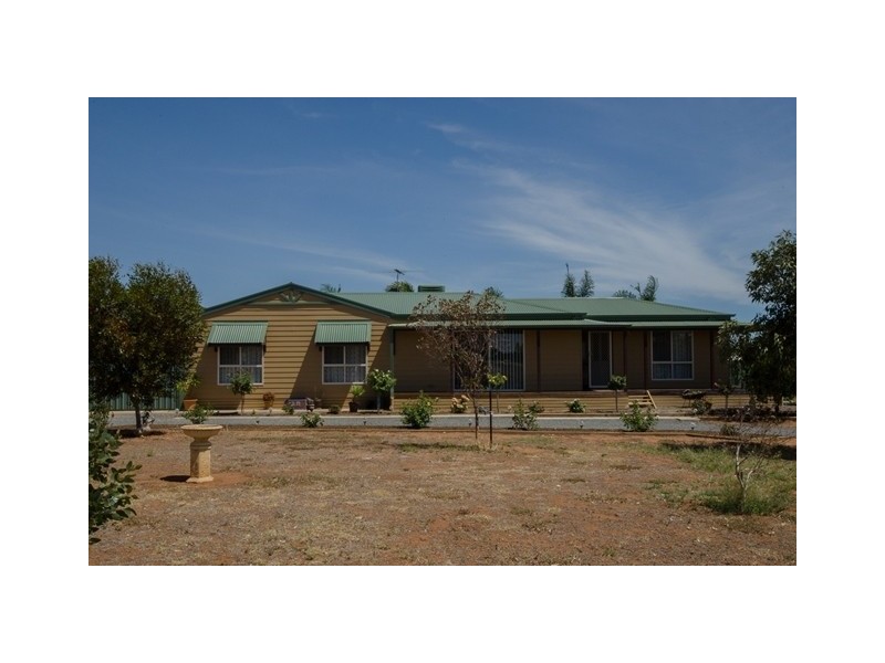 2 Dohnt Road, Lewiston SA 5501