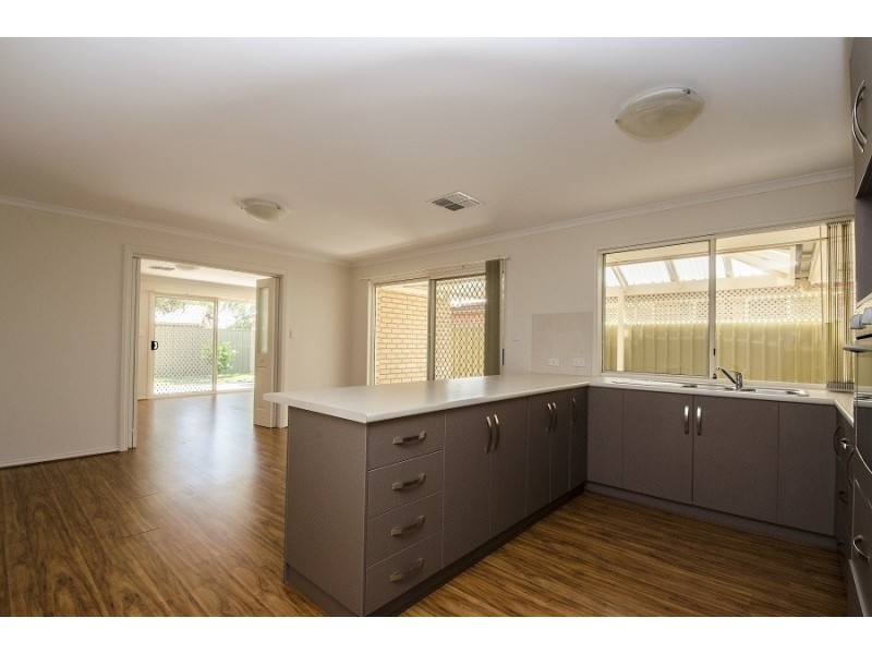 9 Dyson Street, Evanston SA 5116