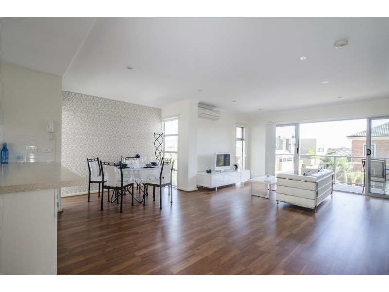 Unit 4 / 1 St Kitts Place, Mawson Lakes SA 5095