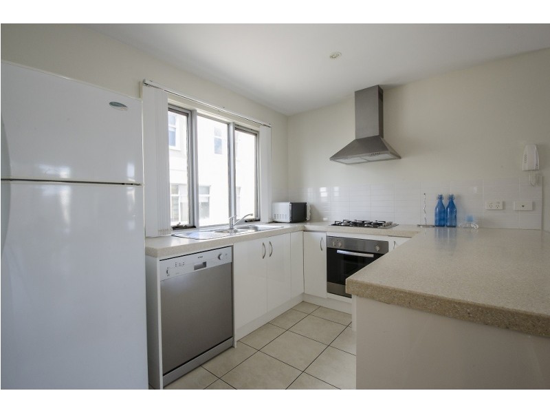 Unit 4 / 1 St Kitts Place, Mawson Lakes SA 5095