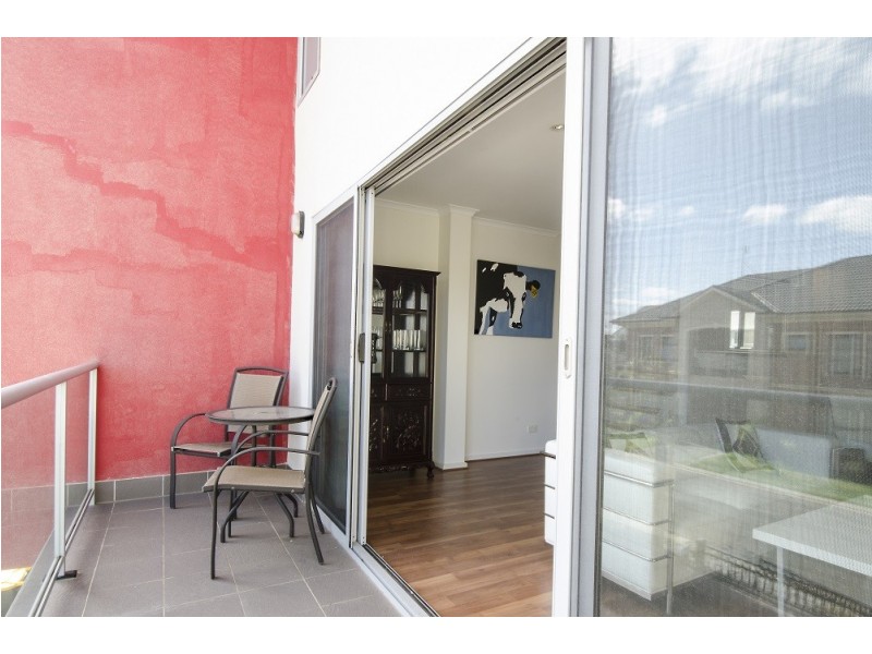 Unit 4 / 1 St Kitts Place, Mawson Lakes SA 5095