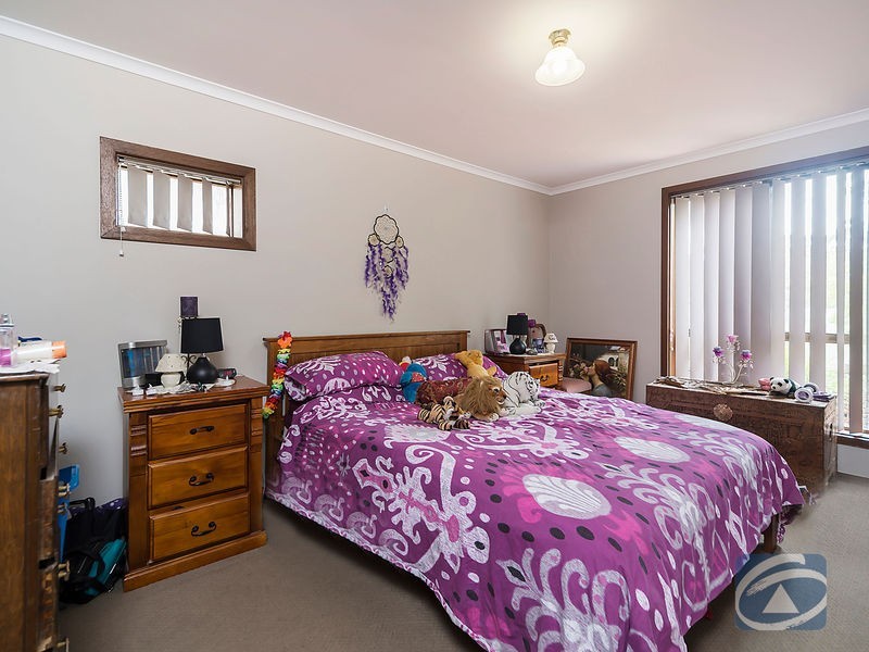 33 Barnet Road, Evanston SA 5116