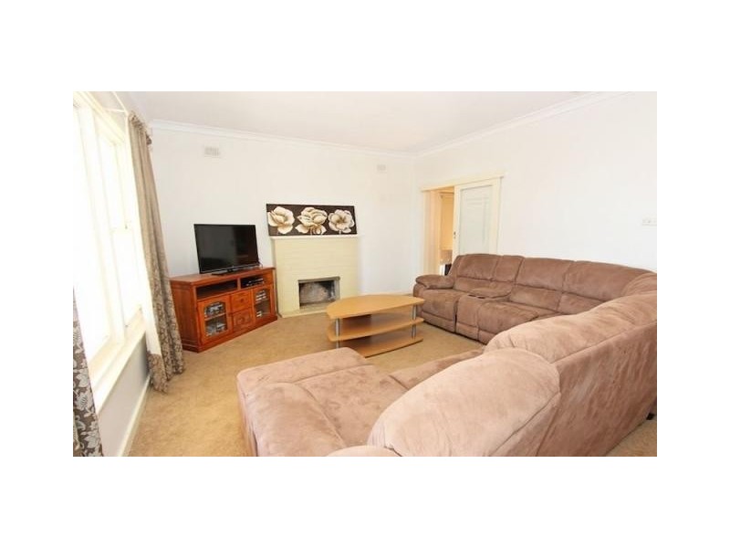 2. Sambell Court, Evanston Park SA 5116