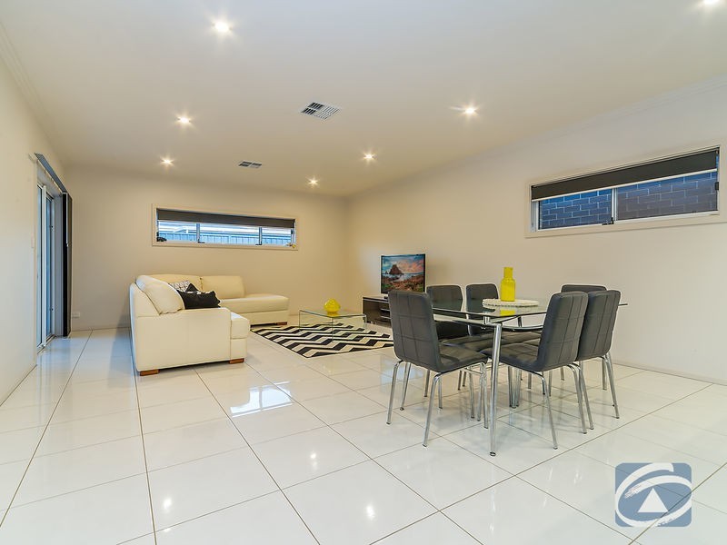 13 McEwen Road, Evanston Gardens SA 5116