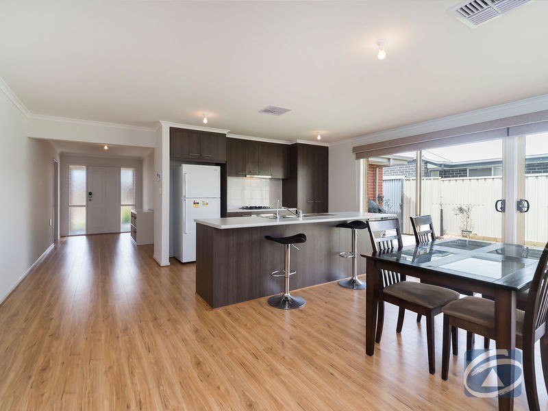 10 Lawes Terrace, Reid SA 5118