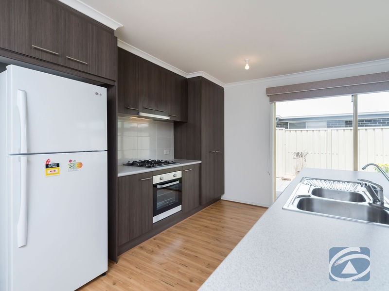 10 Lawes Terrace, Reid SA 5118