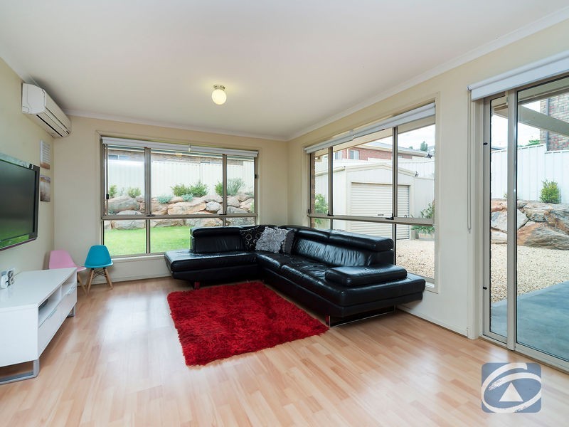 44 Thompson Circuit, Evanston Park SA 5116