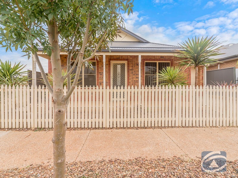 8 Margaret Street, Blakeview SA 5114