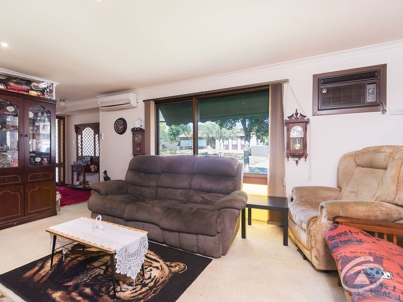 4 Paginton Crescent, Elizabeth East SA 5112