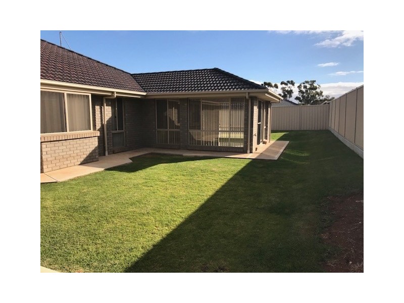 33 Pedler Blv, Freeling SA 5372