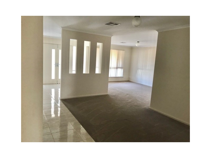 33 Pedler Blv, Freeling SA 5372