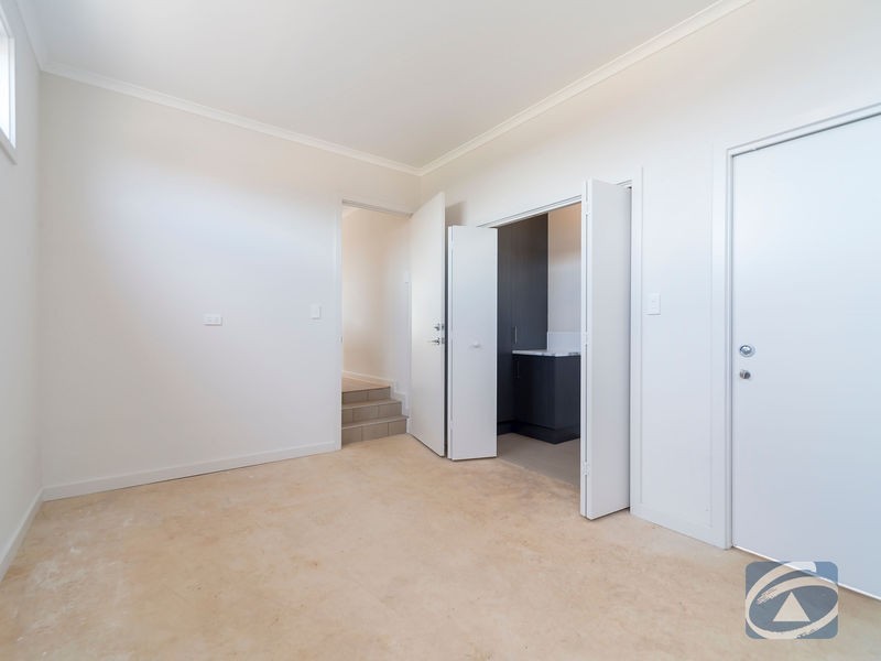 1 / 19-23 Hayfield Avenue (Via Swinden Crescent), Blakeview SA 5114
