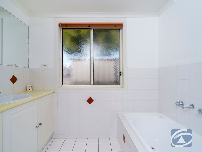 1 Wren Crescent, Paralowie SA 5108