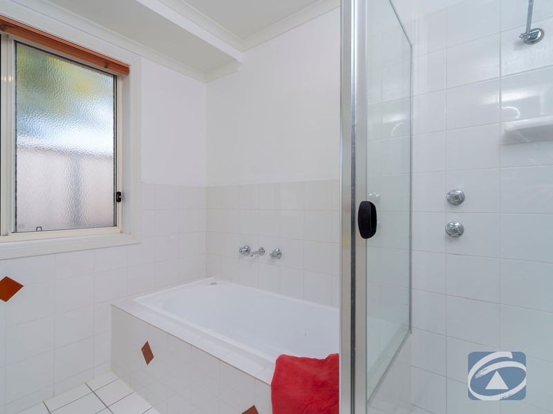 1 Wren Crescent, Paralowie SA 5108