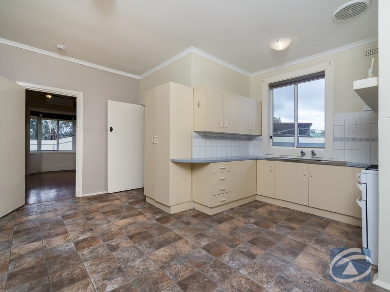 30 Lawrence Avenue, Gawler South SA 5118