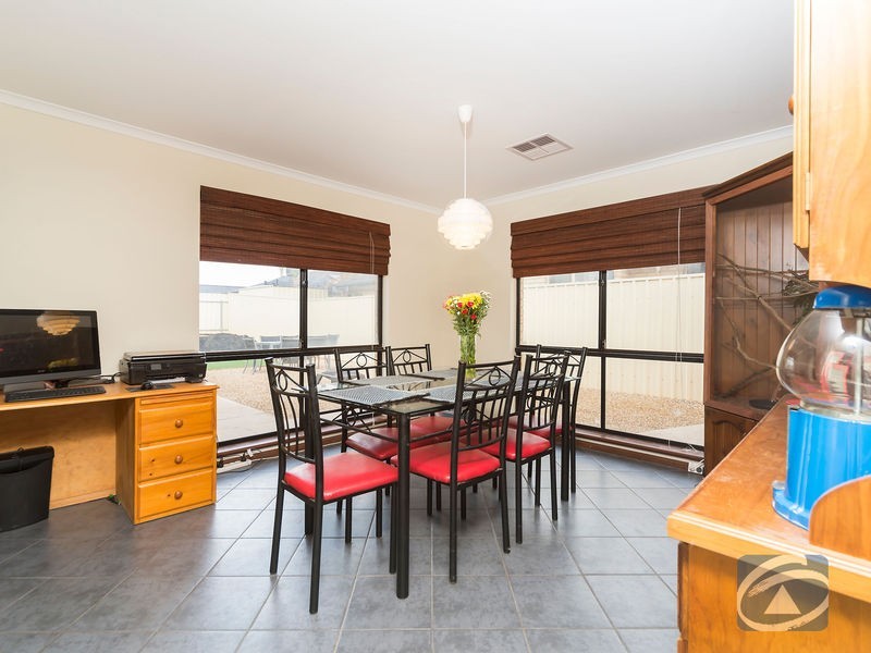 2 McLaren Court, Munno Para West SA 5115