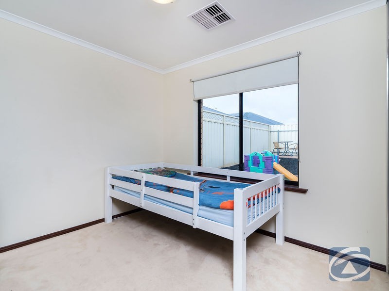 2 McLaren Court, Munno Para West SA 5115