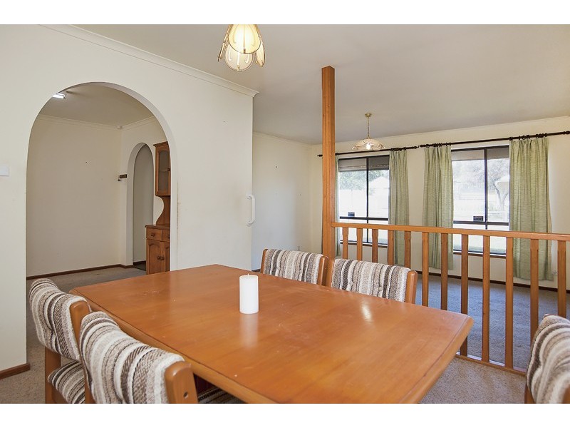 4 Marnhull Street, Elizabeth Grove SA 5112