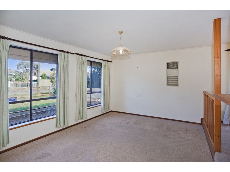 4 Marnhull Street, Elizabeth Grove SA 5112