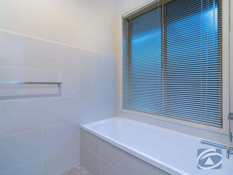 5 Galleon Close, Blakeview SA 5114