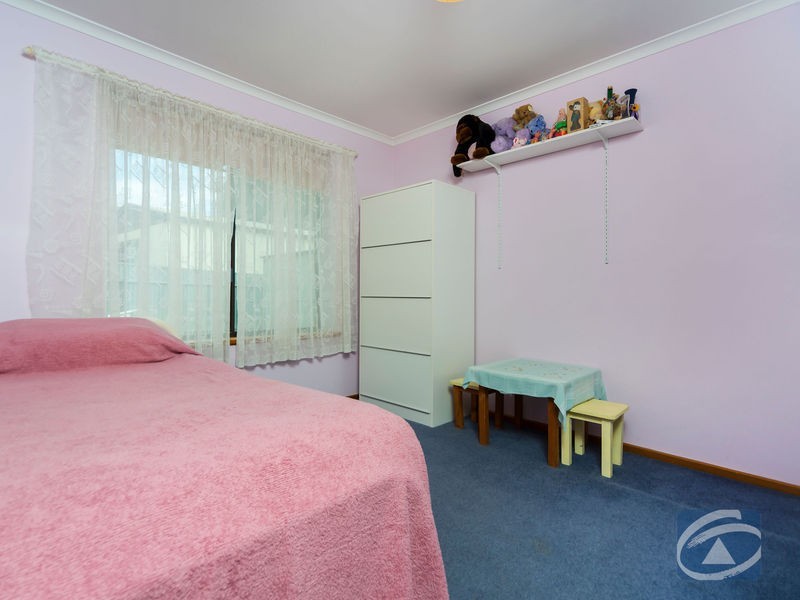 29 Edward Crescent, Evanston Park SA 5116