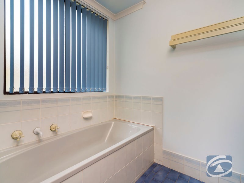 29 Edward Crescent, Evanston Park SA 5116