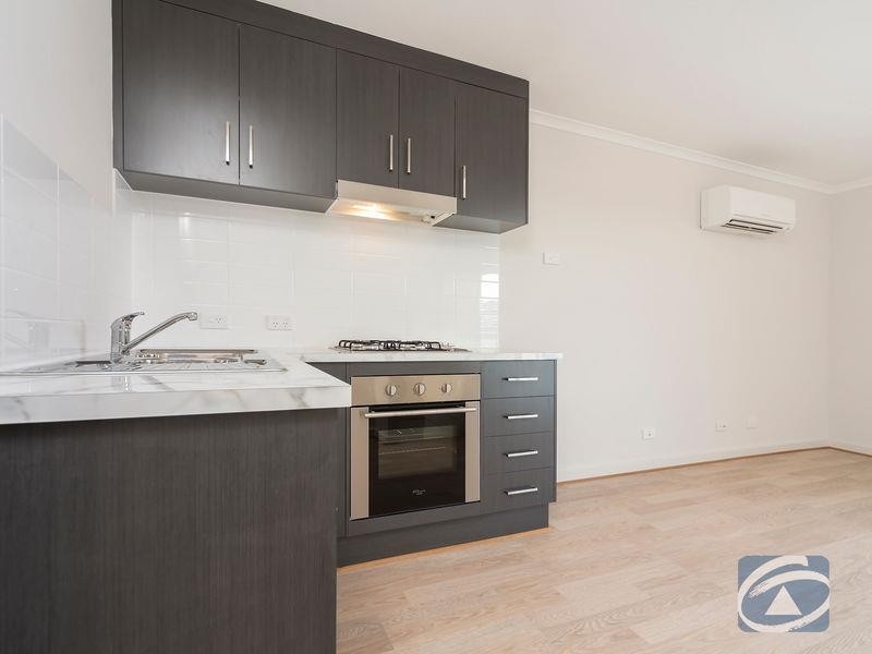 14/16 Swinden Cres, Blakeview SA 5114