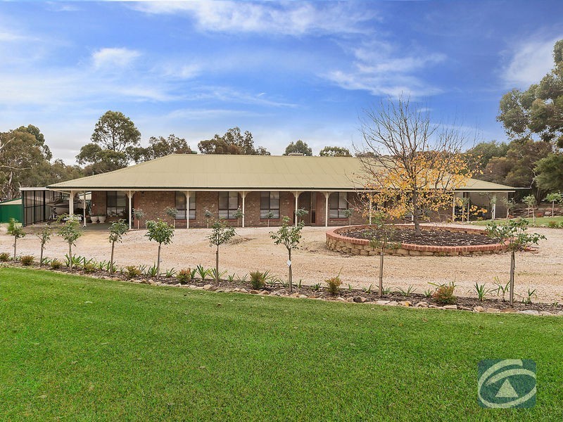 27 The Barracks, Cockatoo Valley SA 5351