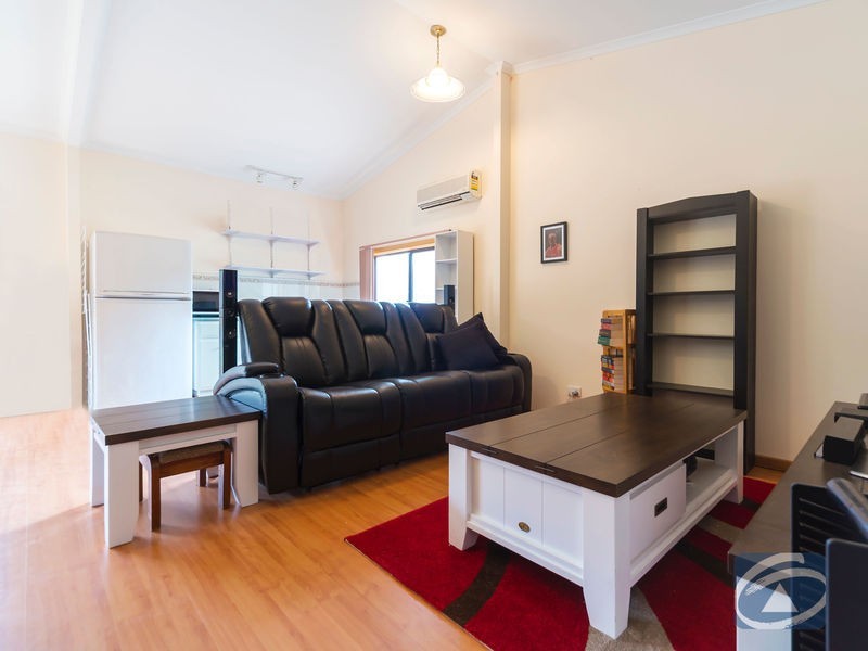 27 The Barracks, Cockatoo Valley SA 5351