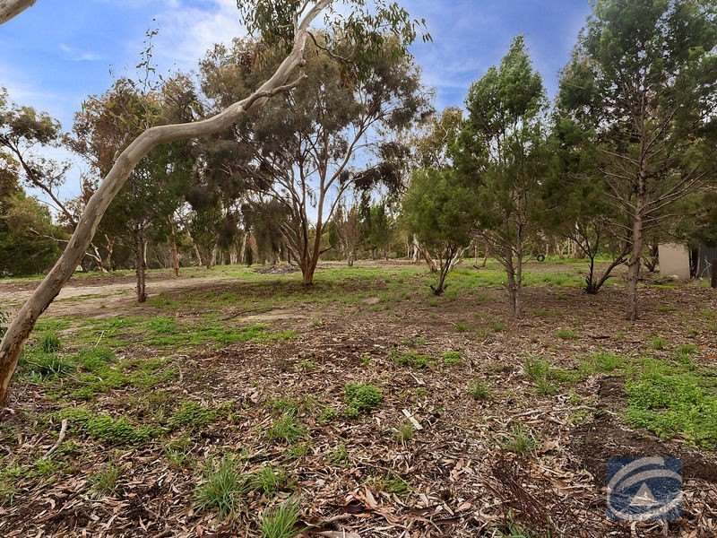 27 The Barracks, Cockatoo Valley SA 5351