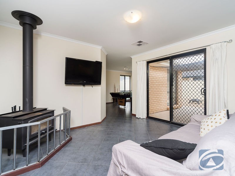 2. McLaren Court, Munno Para West SA 5115