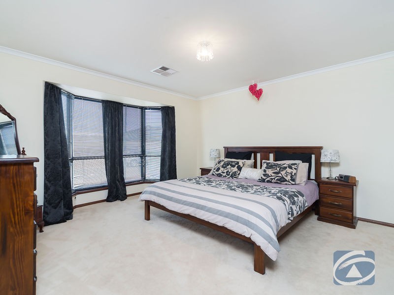 2. McLaren Court, Munno Para West SA 5115