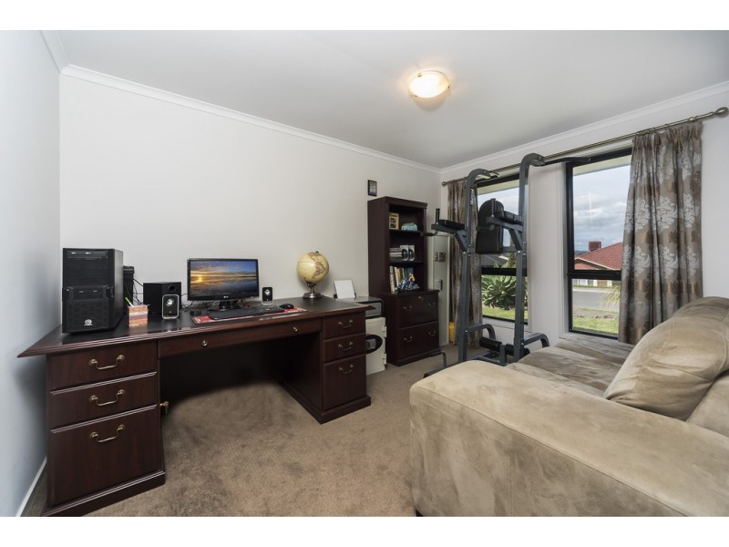 13 Swallow Drive, Hewett SA 5118