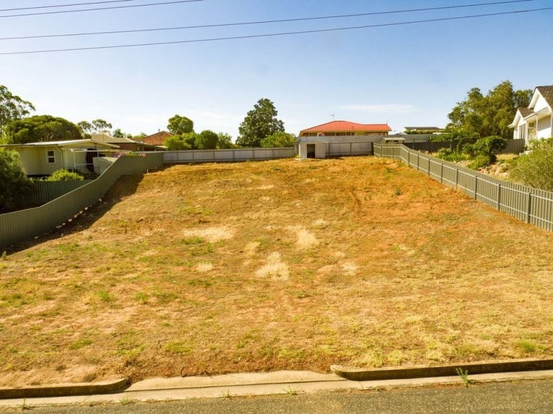 62 Paxton Street, Willaston SA 5118