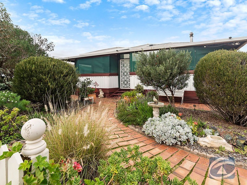 6 Curlew Crescent, Thompson Beach SA 5501