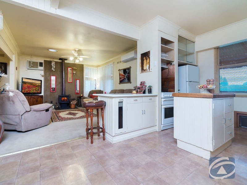 6 Curlew Crescent, Thompson Beach SA 5501