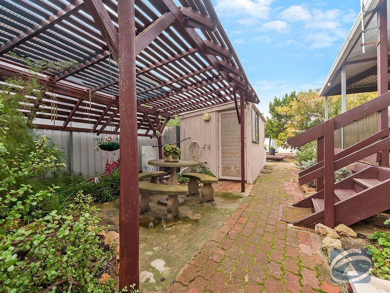 6 Curlew Crescent, Thompson Beach SA 5501