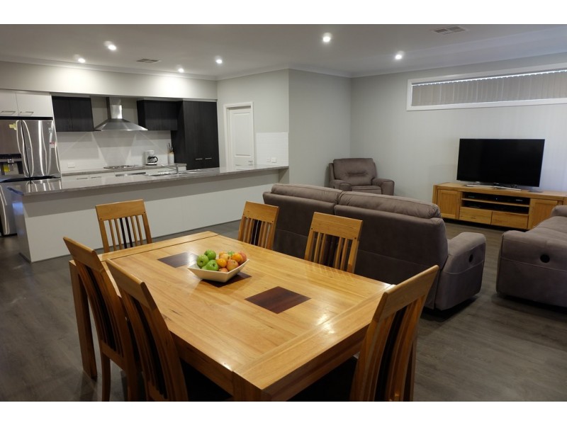 15 Filsell Tce, Gawler South SA 5118