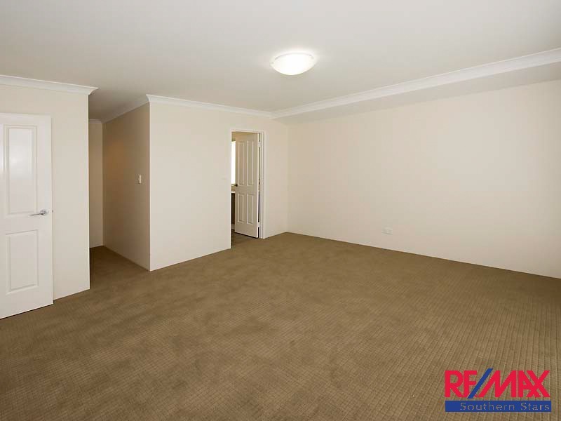 31 Archdale Loop, Piara Waters WA 6112