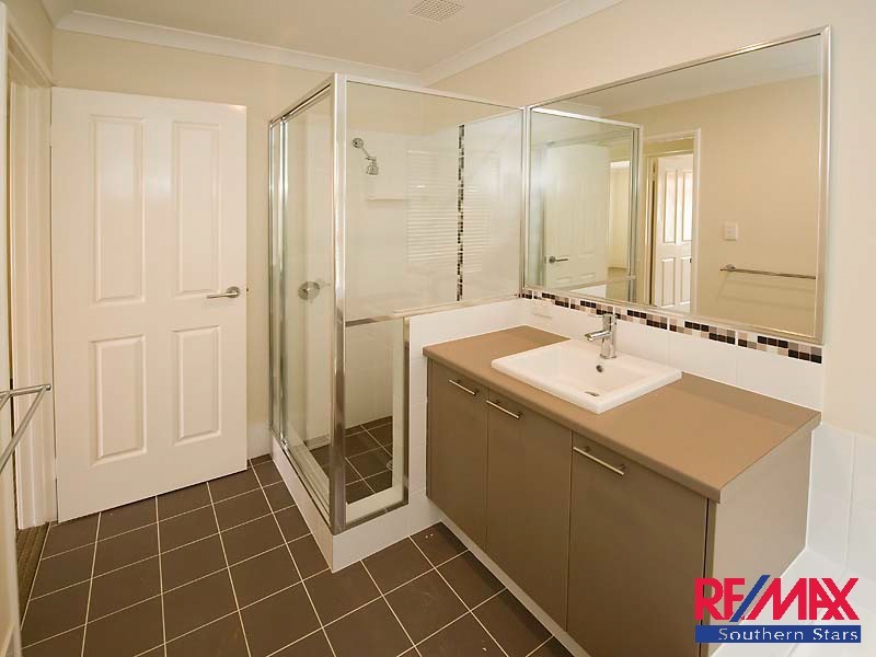 31 Archdale Loop, Piara Waters WA 6112