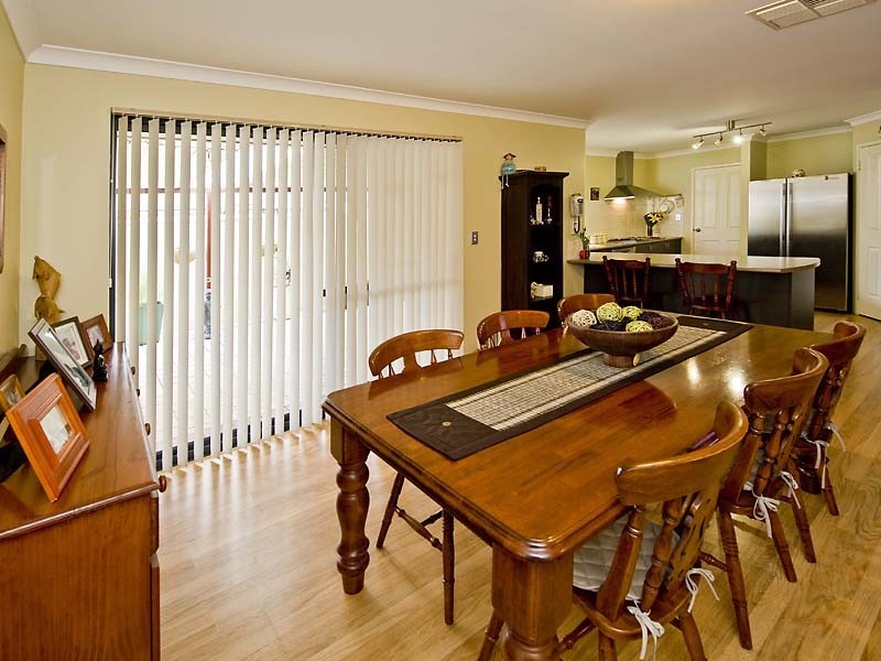 8 Barents Road, Canning Vale WA 6155