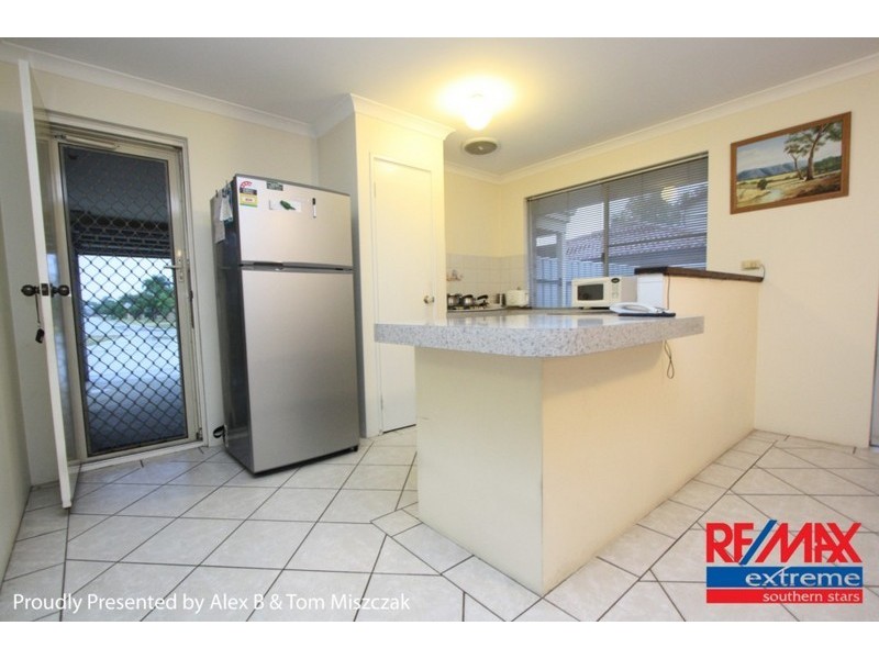 154  Centre Street, Queens Park WA 6107